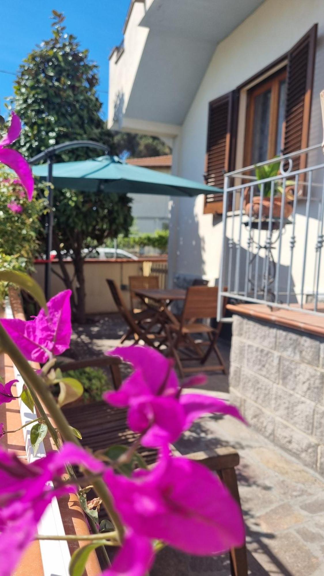 A Casa Di Gina Apartment Rosignano Solvay Exterior foto